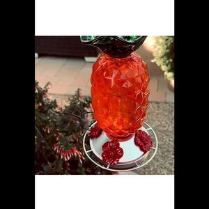 Ultimate Innovations Hummingbird Feeder w/ Moat & Bee Guards Orange